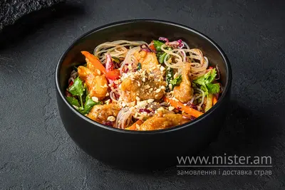 Салат з холодною рисовою локшиною та куркою Sushi Master undefined фото