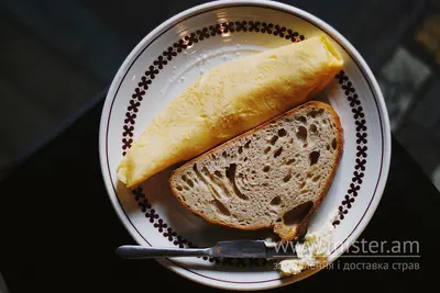 Simple Omelette & Bread Pasta Basta undefined фото