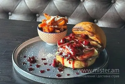 “Restless Pony” Naked Cherry Lady Crann pub undefined фото