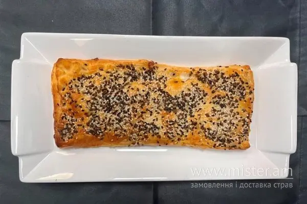 Хачапурі з пряною скоринкою та копеною куркою - "Ахтамар" в Кременчуці фото