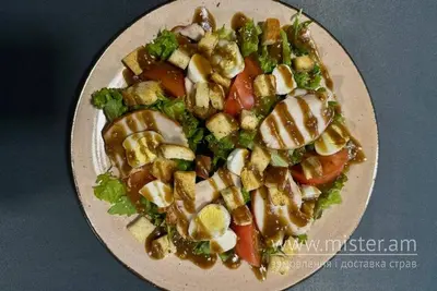 Салат з копченою куркою та гірчичним соусом Ахтамар undefined фото