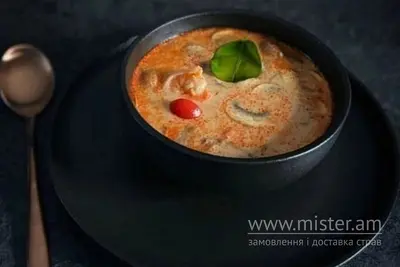Том ям з тигровими креветками, мідіями та гребінцями Це SUSHI & PIZZA undefined фото