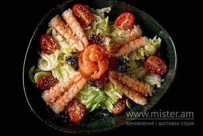 Цезар з лососем та креветками Це SUSHI & PIZZA undefined фото