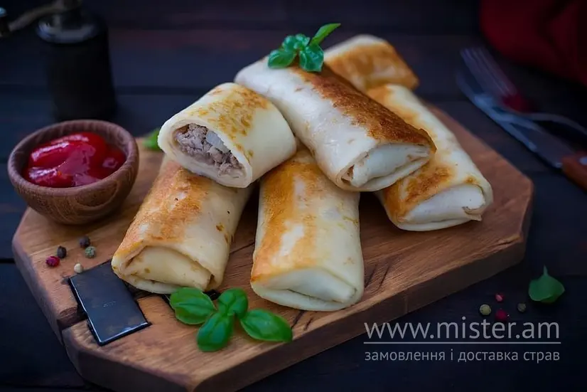 Млинці з копченою куркою та сиром - "Це SUSHI & PIZZA" в Чернігові фото 