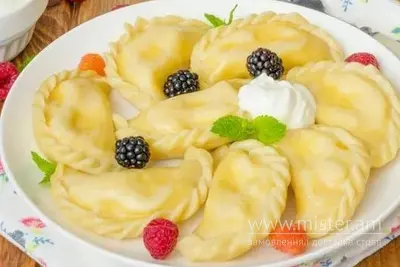 Вареники з малиною Це SUSHI & PIZZA undefined фото