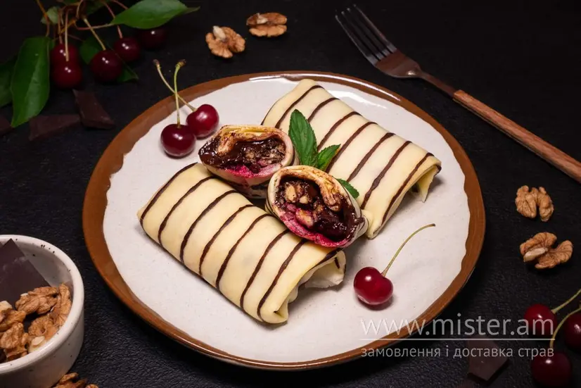 Млинці з шоколадом та вишнею н/ф - "Multi Cook" в Черкасах фото