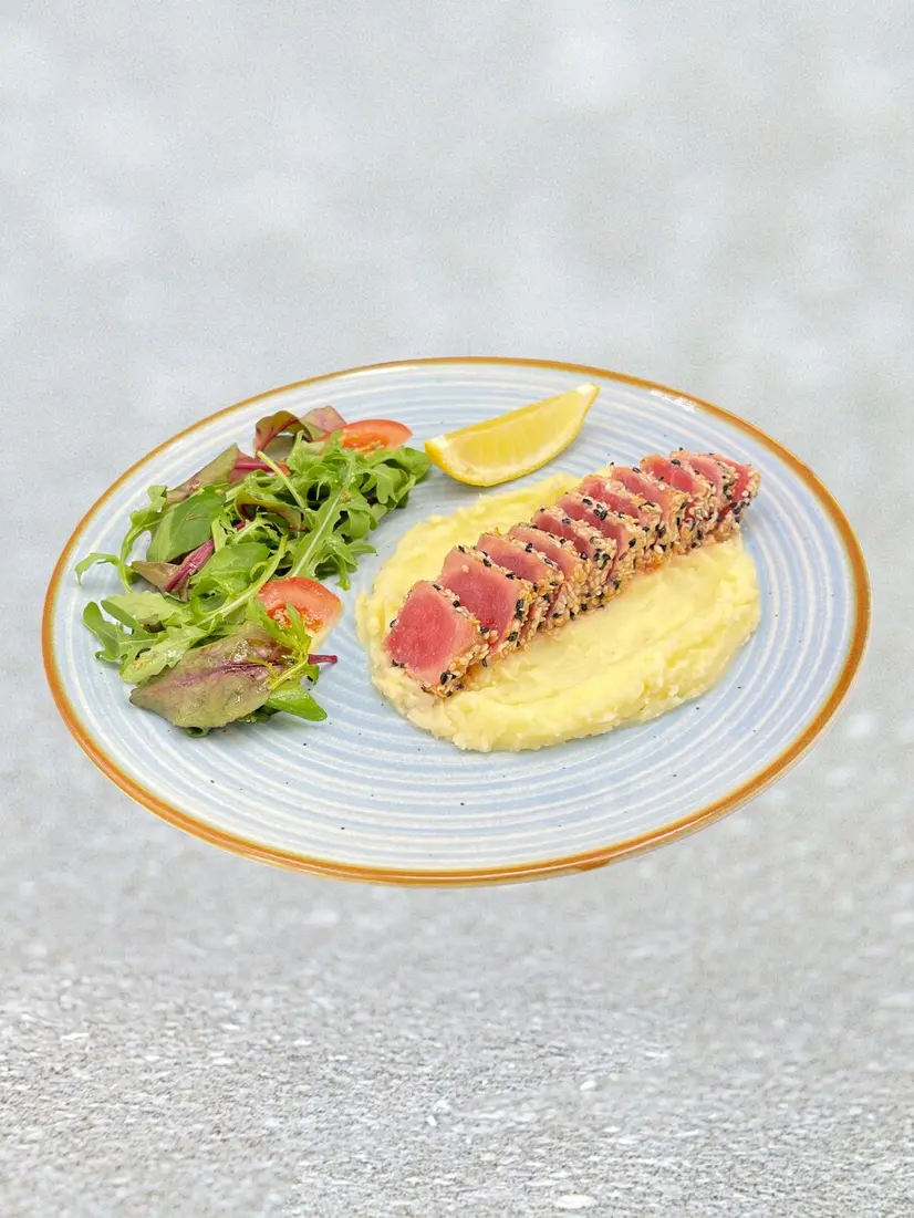 Тунець із картопляним пюре - "Tataki Sushi" в Білій Церкві фото