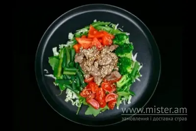 Салат з телятиною Sushi-Pizza by La Spezia (вул.Харківська, 5/1) undefined фото