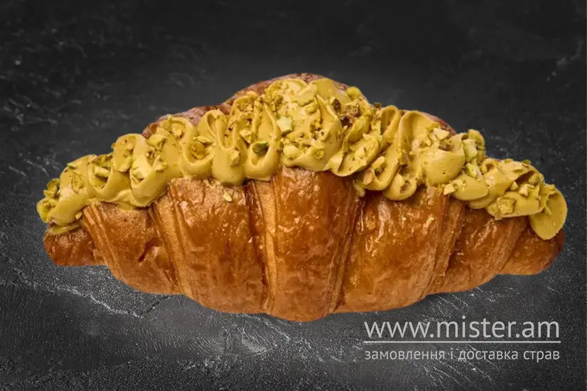 Круасан Фісташковий - "Lviv croissants" в Стрию фото 