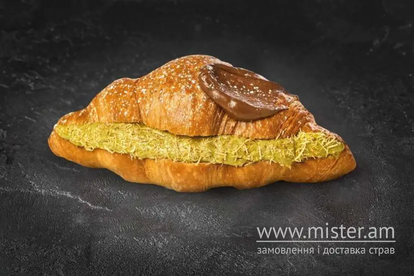 Круасан Дубайський шоколад - "Lviv Croissants" в Дрогобичі фото 