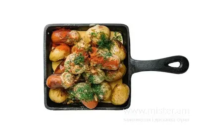 Картопля молода з копченими сосисками Taverna El Paso undefined фото