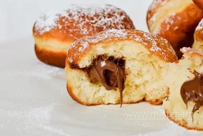 Пончик з шоколадом Домашня перепічка undefined фото