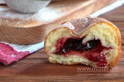 Пончик з чорницями Домашня перепічка undefined фото