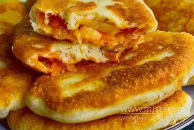 Пиріжок з капустою Домашня перепічка undefined фото