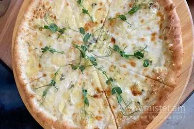 Піца "Формаджіо" (4 сири) The Grill & PIZZA undefined фото