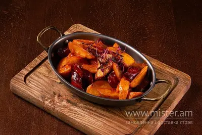Картопля з мисливськими ковбасками у томатному соусі Кухмістерська Хаселева undefined фото