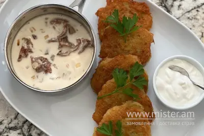 Кремзлики з соусом з лисичок Шато undefined фото