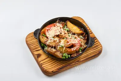 Пательня з картоплею та куркою Твоя Варенична - Пельменi Вареники undefined фото