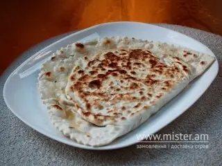 Янтик з куркою та грибами Cheburek. Сонце і тісто undefined фото