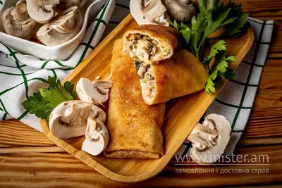 Млинці з куркою, грибами та сиром Гра Смаків undefined фото