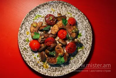 Смажений судак з печеними томатами та домашнім понзу Куркулі undefined фото
