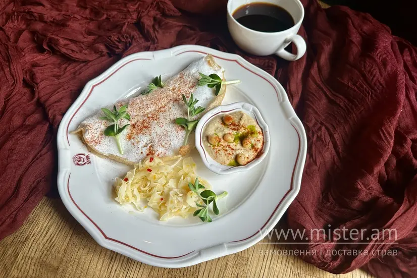 Білковий омлет з хумусом - "Хряк" в Чернігові фото