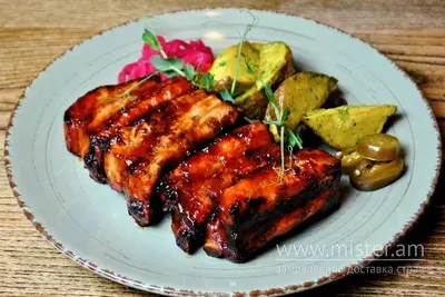 Ребра під соусом BBQ з картоплею по-ірландськи з чаcником Kegler undefined фото