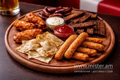 Пивна тарілка мала Pit Lane Burger undefined фото
