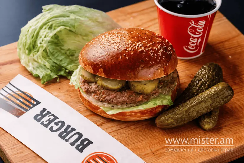 Український - "Pit Lane Burger" в Самборі фото 