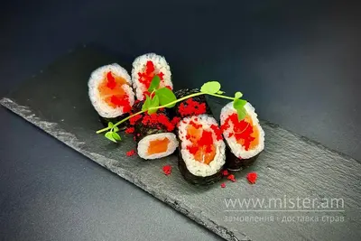 Макі рол з лососем Хочу Sushi-Pizza & Grill undefined фото