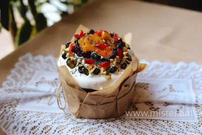 Паска класична з сухофруктами 400 г Великодні набори undefined фото