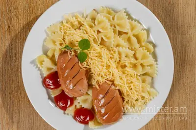 Паста з ковбасками Панська Гуральня undefined фото