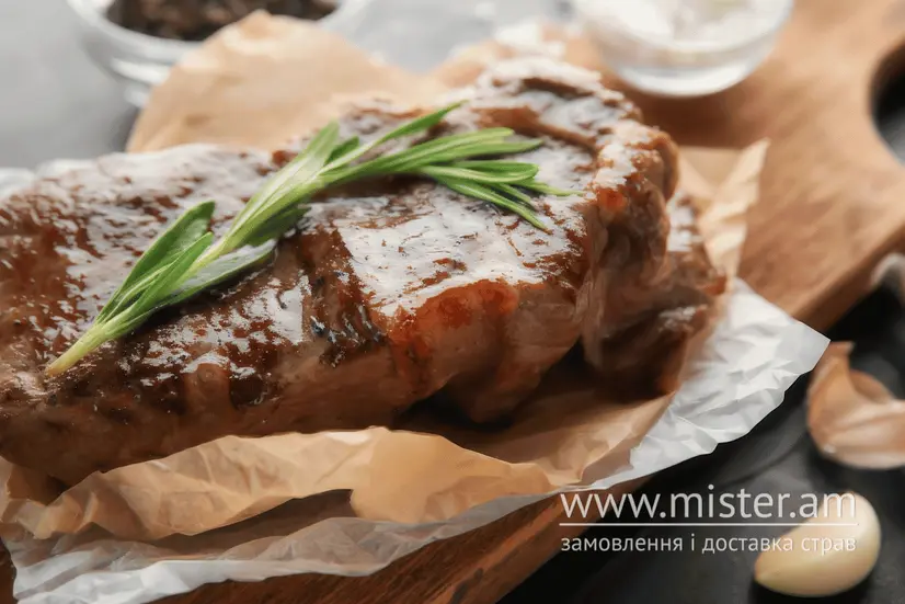 Стейк з свинини - "OLD CITY PUB" в Самборі фото 