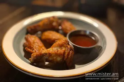 Курячі крильця з соусом солодкий чілі Free House undefined фото