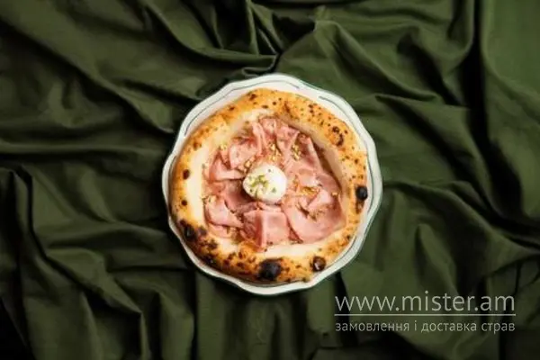 Піца "Mortadella & burata" - "Galleria Restobar" в Луцьку фото