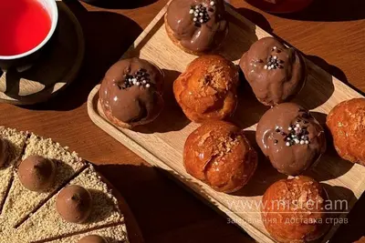 Еклер "Карамель солона" Small Cafe undefined фото