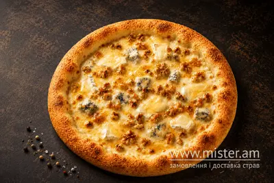 Піца 4 сири з медом та горіхами Soho steed food undefined фото