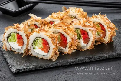 Боніто рол з лососем Sushi Master undefined фото