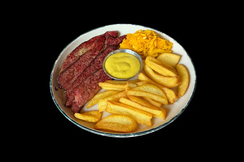 Пастрамі з яловичини та картопляні діпи - "Meat Bar в ТРЦ Lavina Mall" в Києві фото