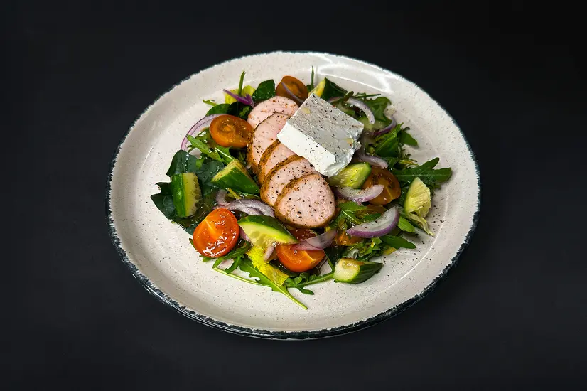 Салат з індичкою - "Meat Bar Івано-Франківськ" в Івано-Франківську фото 