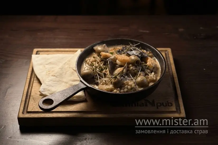 Соте з морепродуктів - "Crann pub" в Хмельницькому фото 