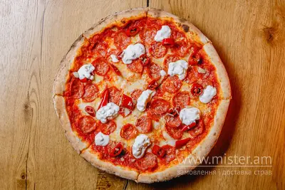 Червона піца "Пепероні кон Страчатела" Pizzagonia undefined фото