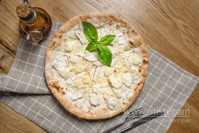 Біла піца "Полло кон Ананас"  Pizzagonia undefined фото
