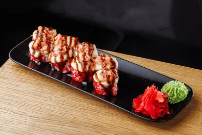 Запечений рол з лососем Sakura Sushi undefined фото