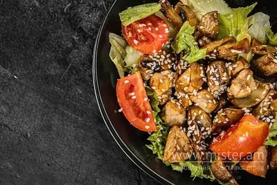 Салат з куркою та грибами Orange Bar undefined фото