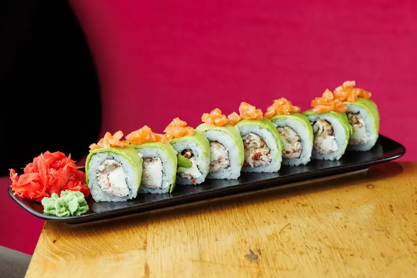 Зелений спешл дракон - "Sakura Sushi" в Івано-Франківську фото