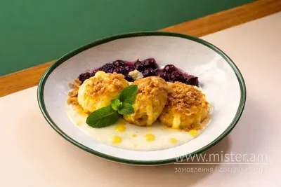 Сирники з вишнею та лимонним курдом Pecorini undefined фото