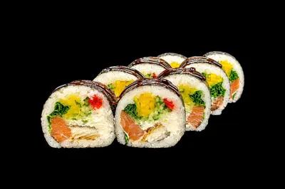 Футомакі з копченим лососем та вугрем Eclipse Sushi undefined фото