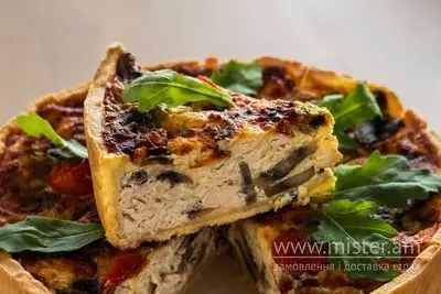 Кіш з куркою та грибами Patisserie Cafe undefined фото