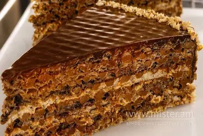 Вафельний торт Patisserie Cafe undefined фото